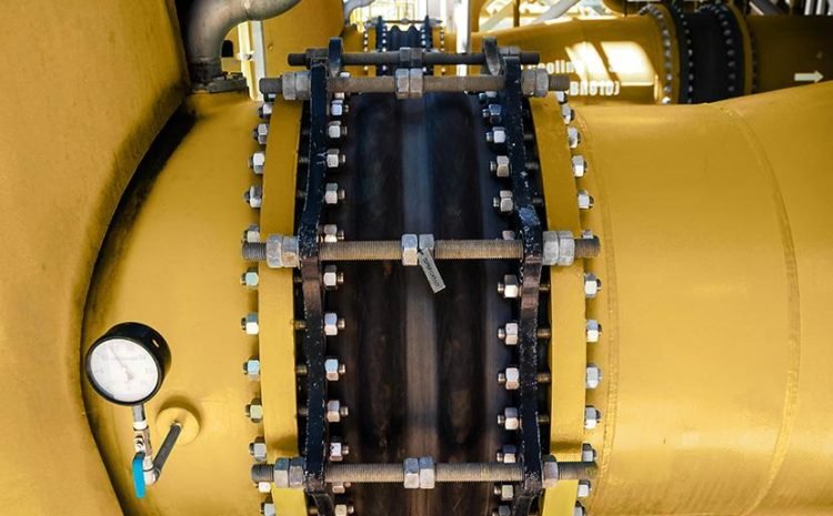 Viton Expansion Joints for Oil & Gas Sector: Features & Uses viton expansion joints