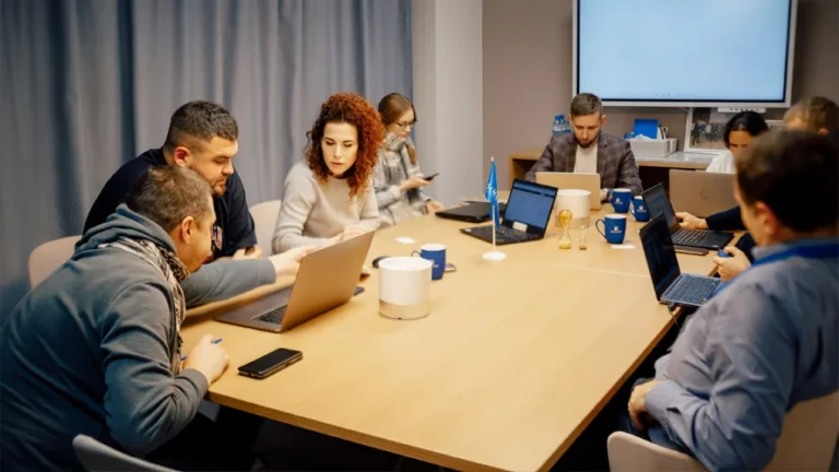 Hire Python Developers vs In-House Team: Which Is More Cost-Effective?