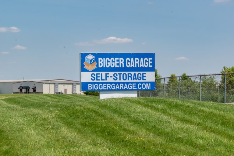 Secure Storage Units Muncie: What to Look for Before You Book